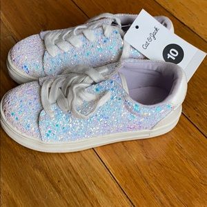 BRAND NEW Sparkly tennis shoes